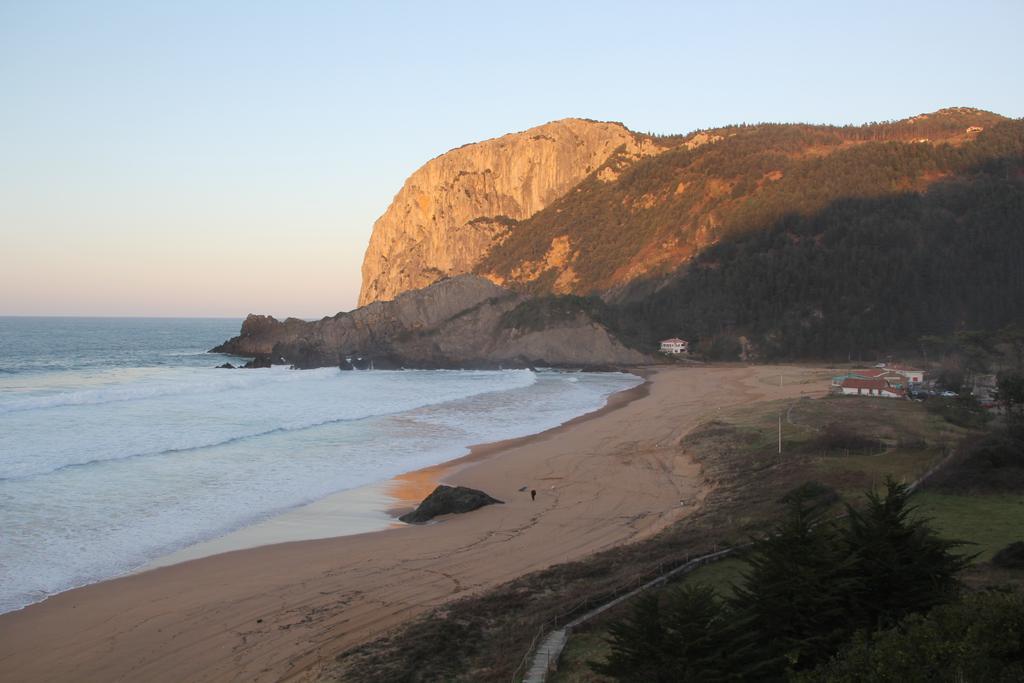 Eco Hotel Mundaka Exterior photo